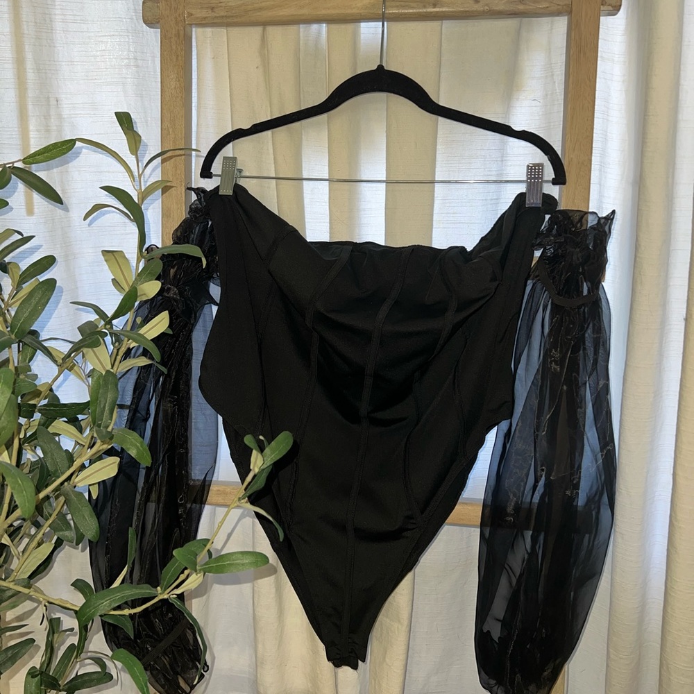 Shein - Black Bodysuit with Off the Shoulder Sleeves - US20 (4XL)